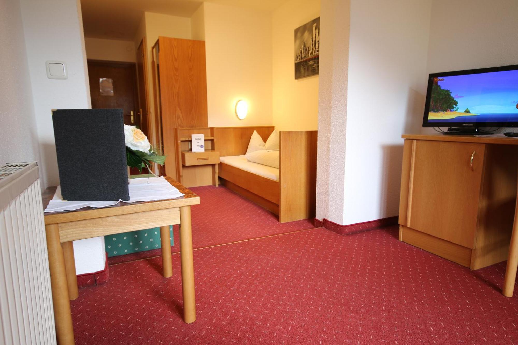אימסט Hotel Auderer חדר תמונה